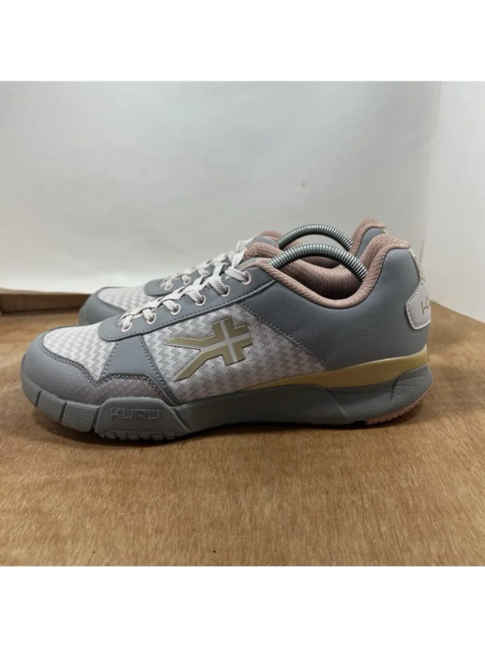 Kuru Quantum Women's Size 11.5 Running Training Sneakers Shoes